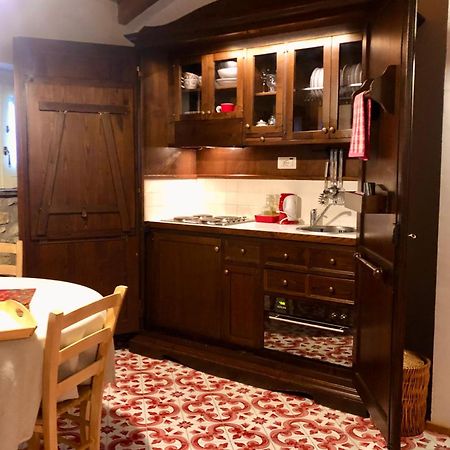 Residenza Matarazzo E Le Sue Soffitte Apartment Castellabate Ngoại thất bức ảnh