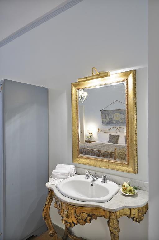 Residenza Matarazzo E Le Sue Soffitte Apartment Castellabate Ngoại thất bức ảnh